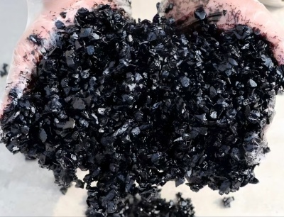 布拖沥青冷补料（沥青砂）的优势特点与施工流程解析